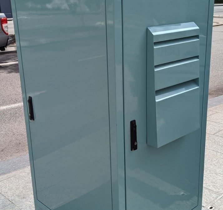 Outdoor Airconditioned Communications Enclosures